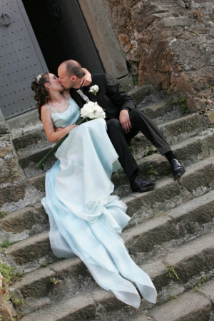 Matrimonio Castello Lerici Morgana Andrea abito sposa azzurro Juliet